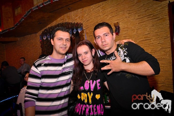 Keep On Dancing in Downtown, 