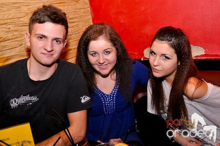 Keep On Dancing in Downtown, 