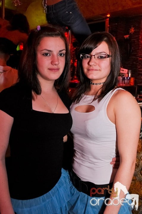 Keep On Dancing in Downtown, 