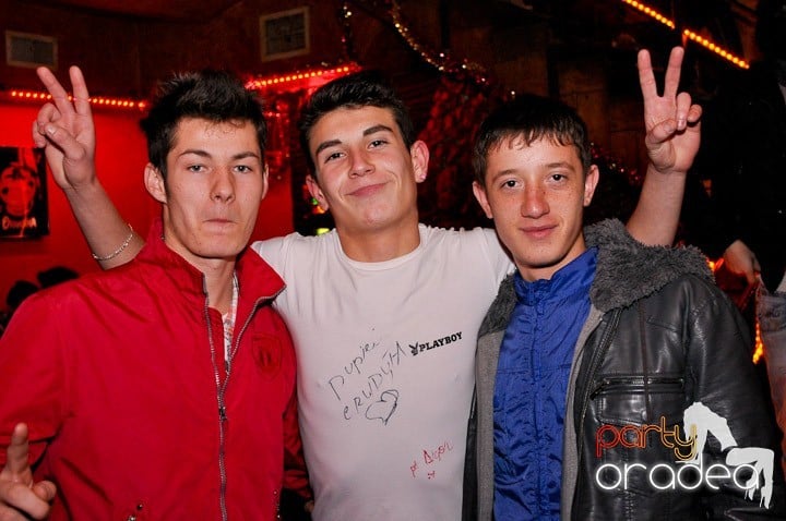 Keep On Dancing in Downtown, 