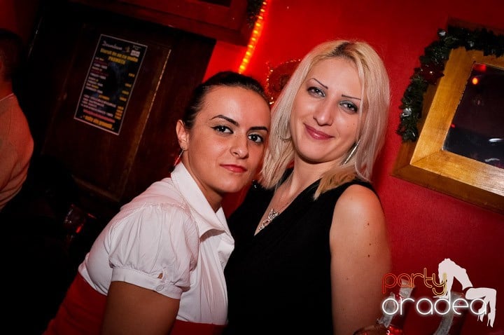 Keep On Dancing in Downtown, 