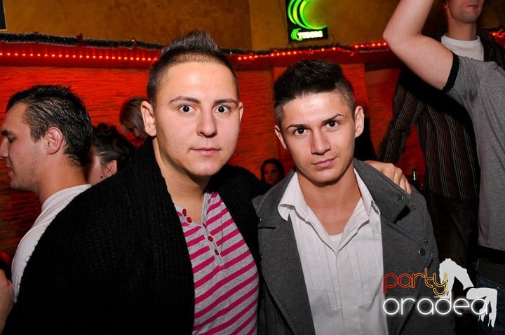 Keep On Dancing in Downtown, 