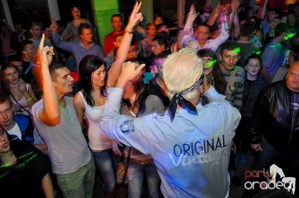 Kerozin Koncert, Royal Party House