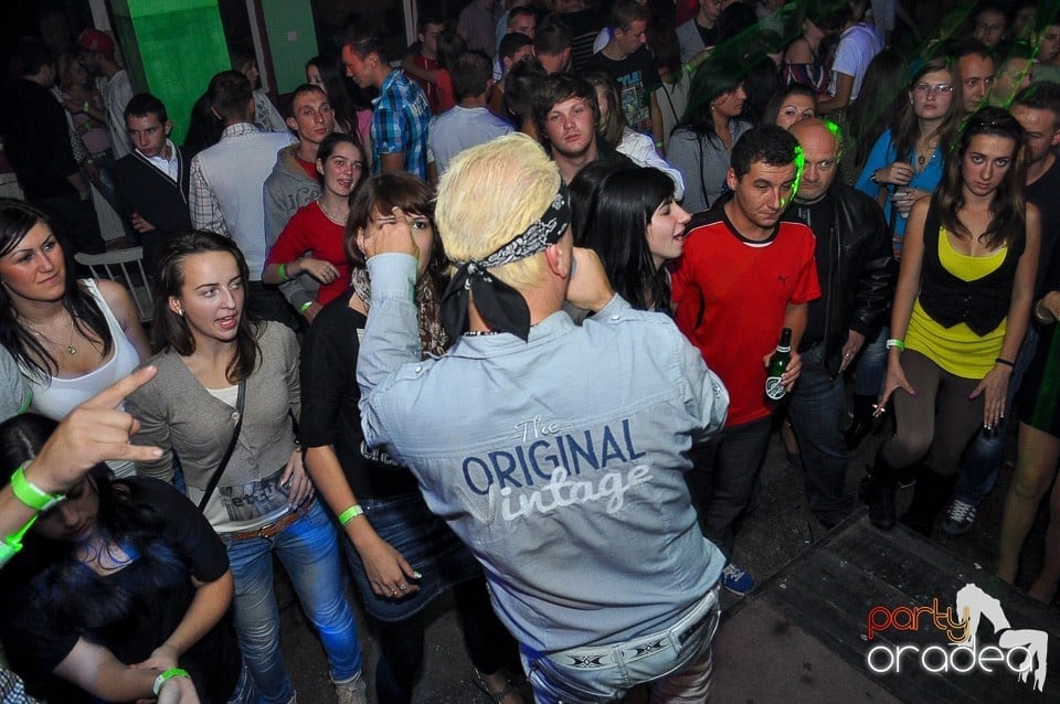 Kerozin Koncert, Royal Party House