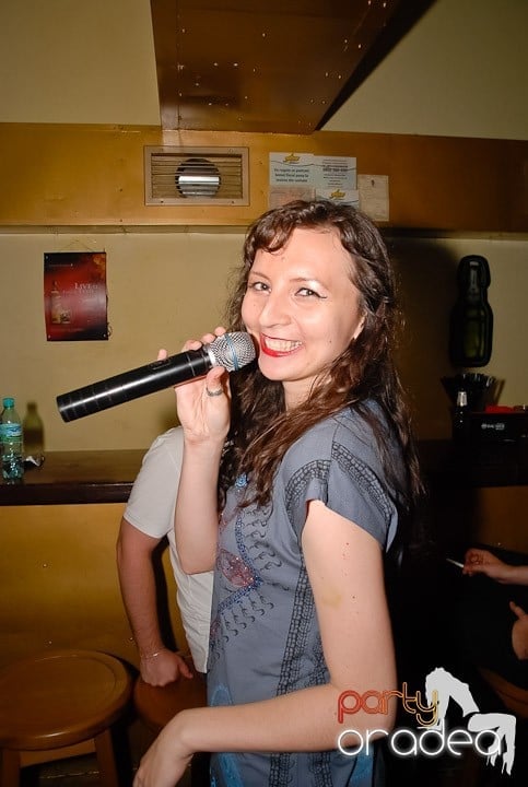 La adâncime în club Yellow, 