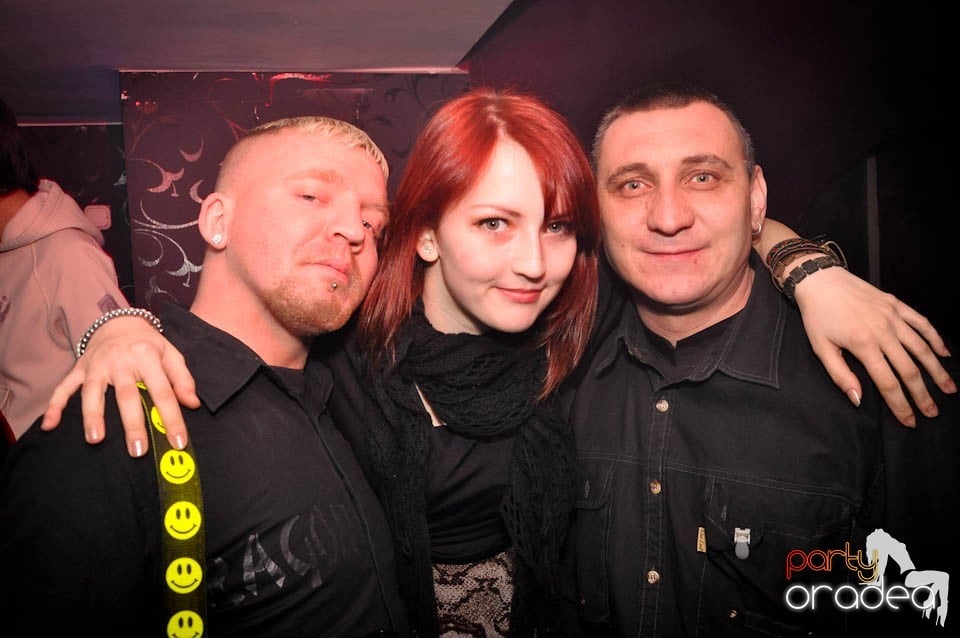 Ladies Jeans Night în Atti's, 