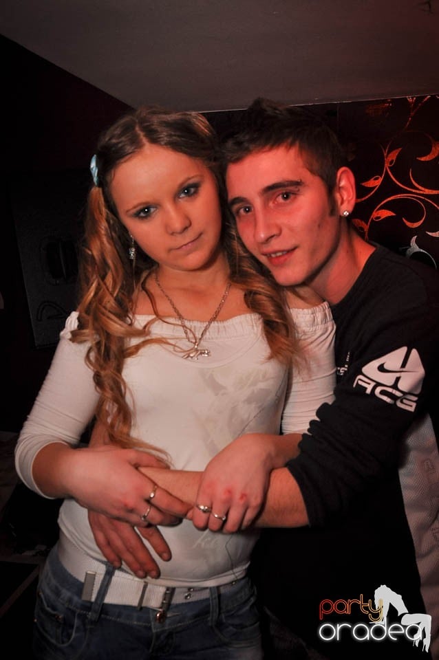 Ladies Jeans Night în Atti's, 