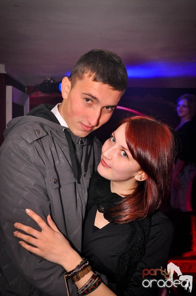 Ladies Jeans Night în Atti's, 