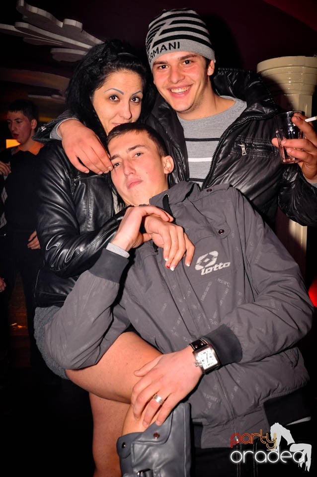 Ladies Jeans Night în Atti's, 