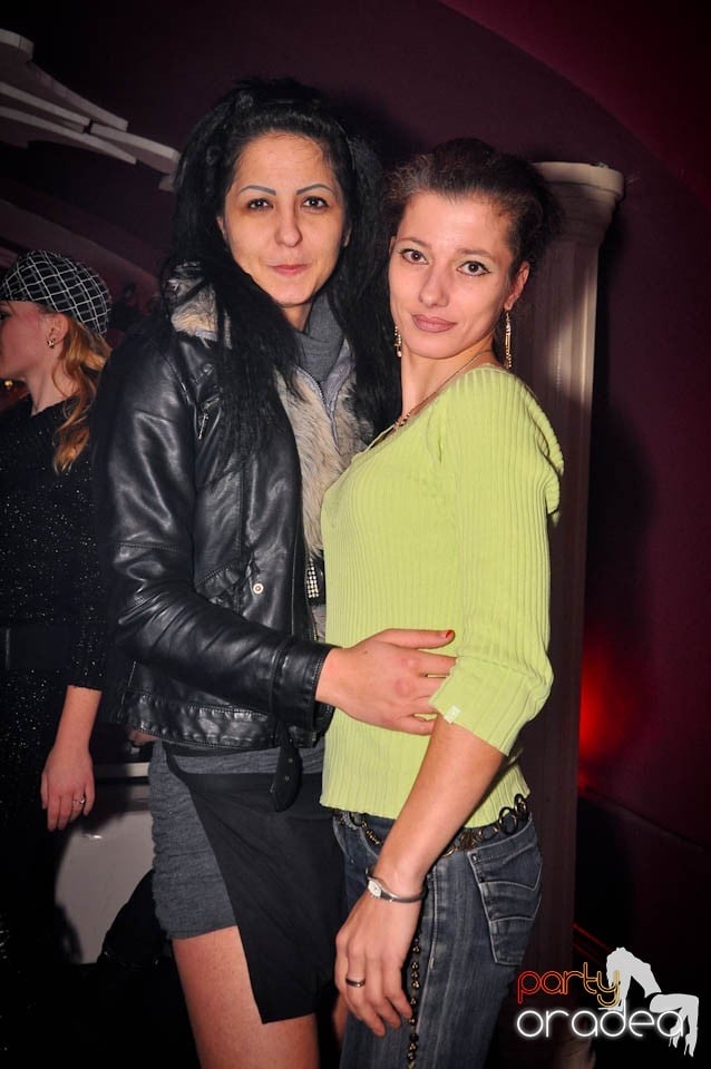 Ladies Jeans Night în Atti's, 