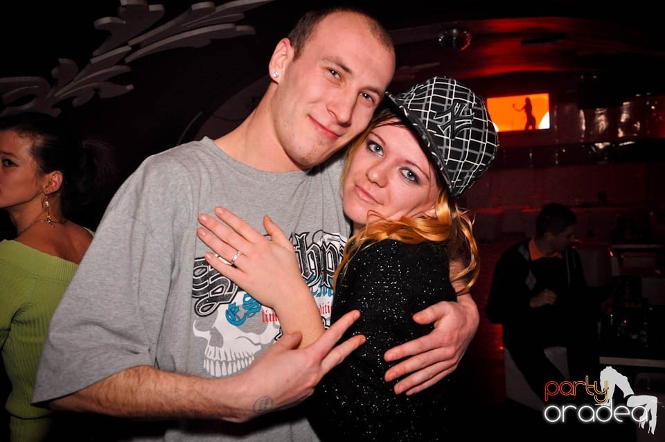 Ladies Jeans Night în Atti's, 