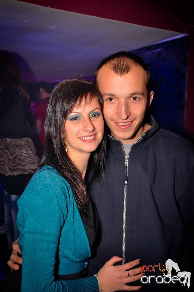 Ladies Jeans Night în Atti's, 