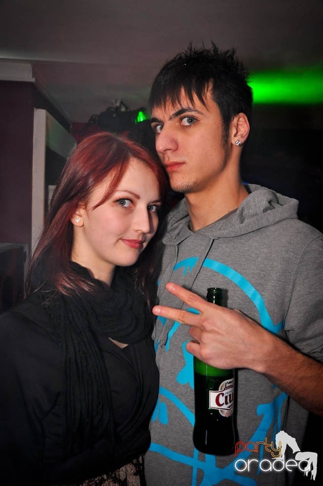 Ladies Jeans Night în Atti's, 