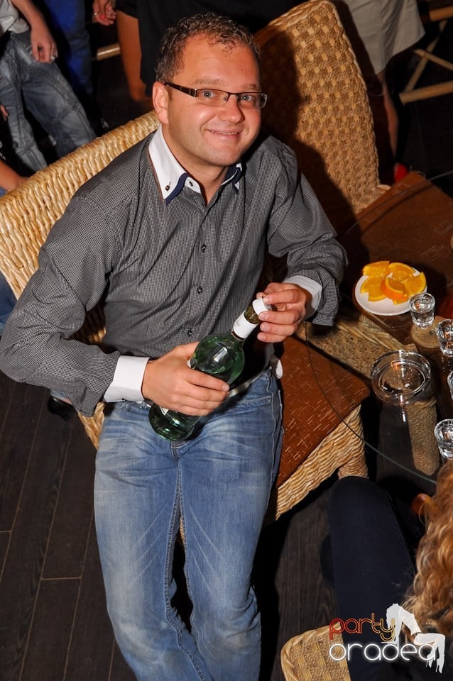 Ladies' Night în Zulu Caffe, Zulu Caffe