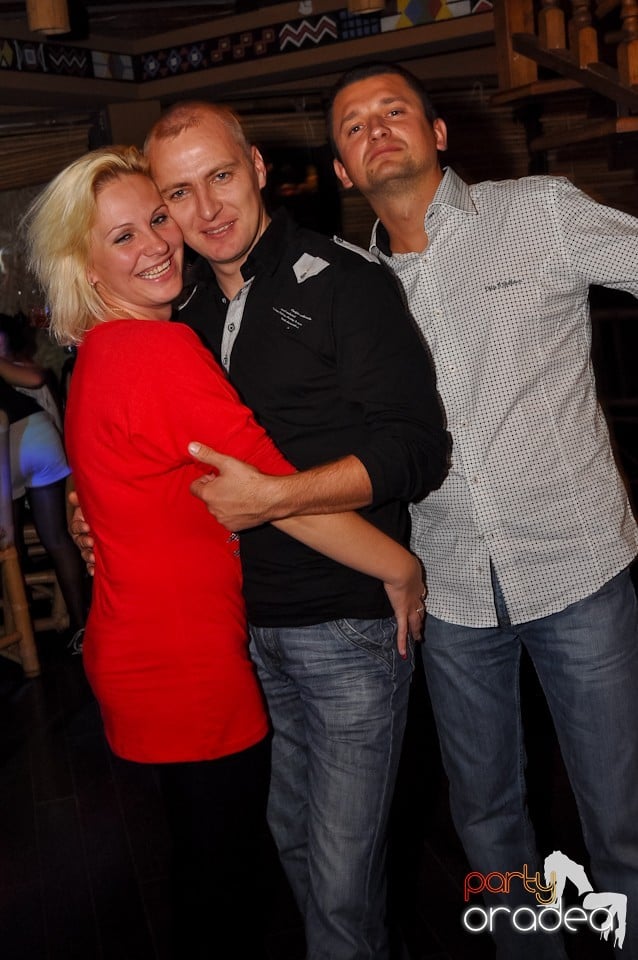 Ladies' Night în Zulu Caffe, Zulu Caffe