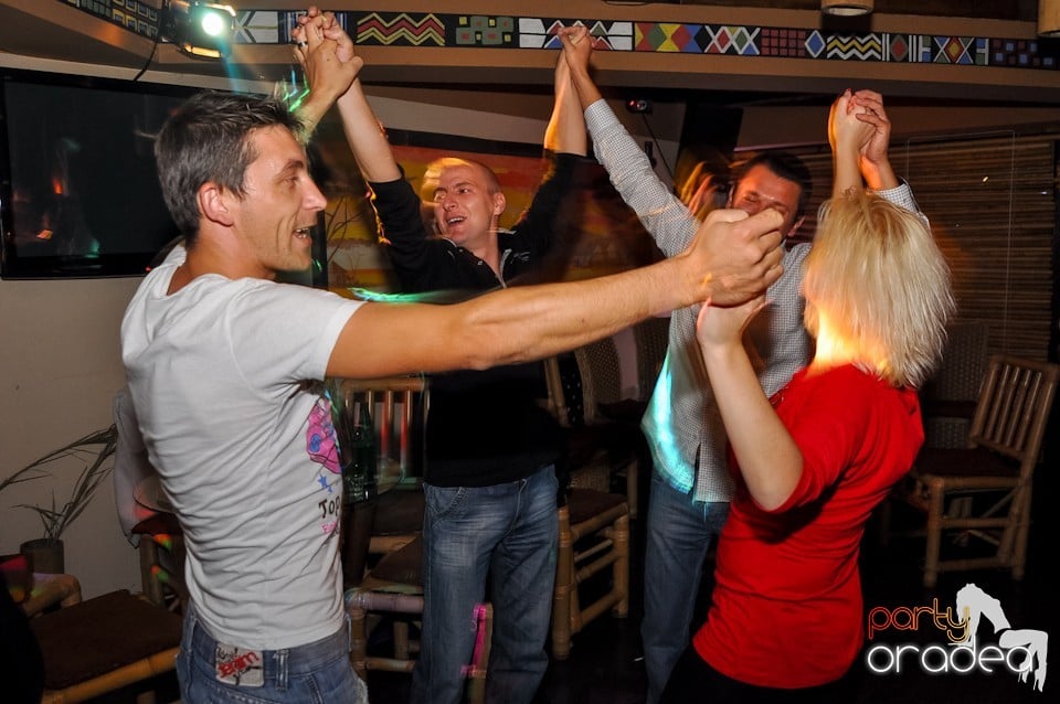 Ladies' Night în Zulu Caffe, Zulu Caffe