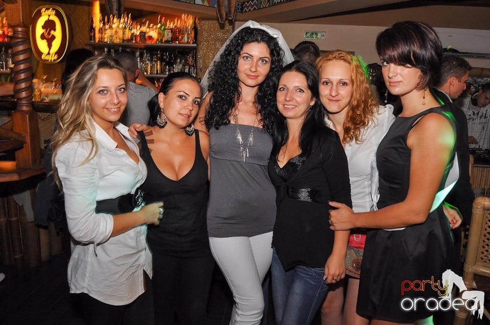 Lady's Night în Zulu Caffe, Zulu Caffe