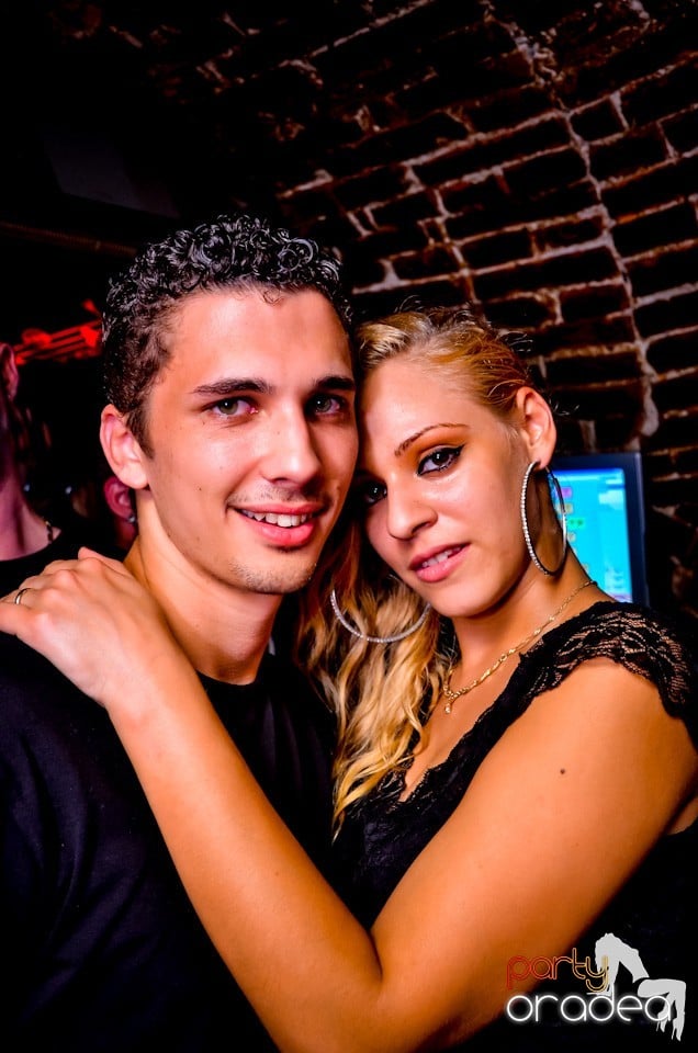 Lakodalmas-mulatos party, 