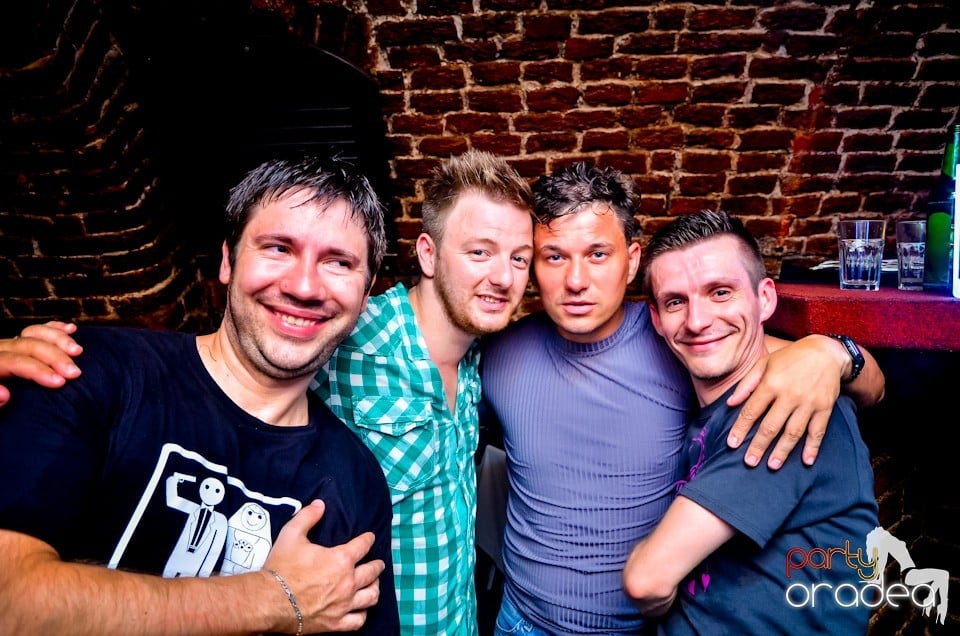 Lakodalmas-mulatos party, 