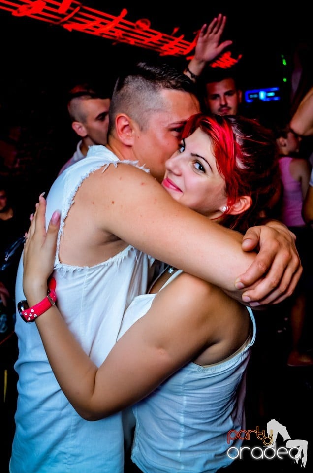 Lakodalmas-mulatos party, 