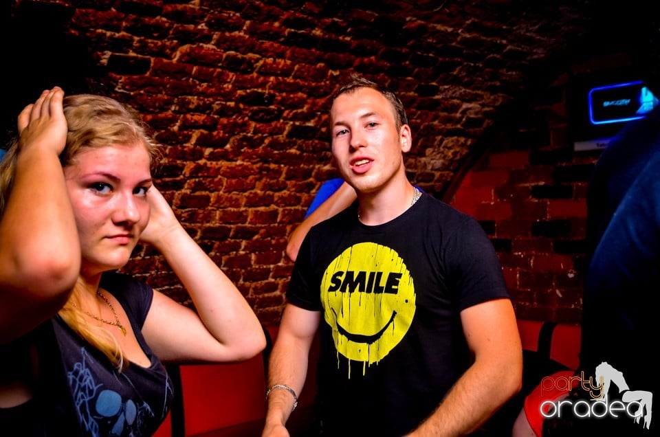 Lakodalmas-mulatos party, 