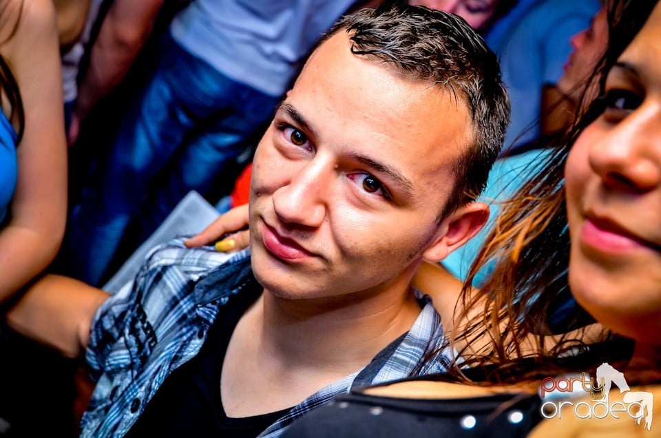 Lakodalmas-mulatos party, 