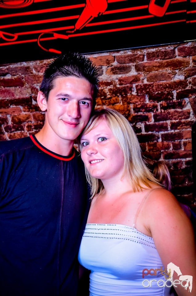 Lakodalmas-mulatos party, 