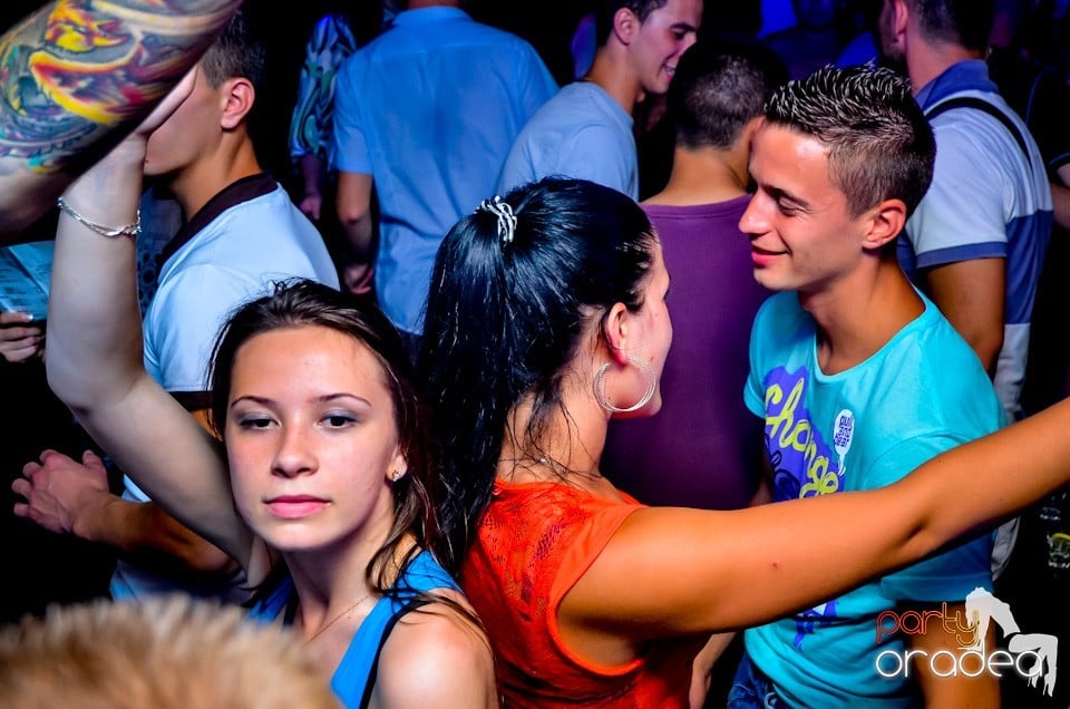 Lakodalmas-mulatos party, 