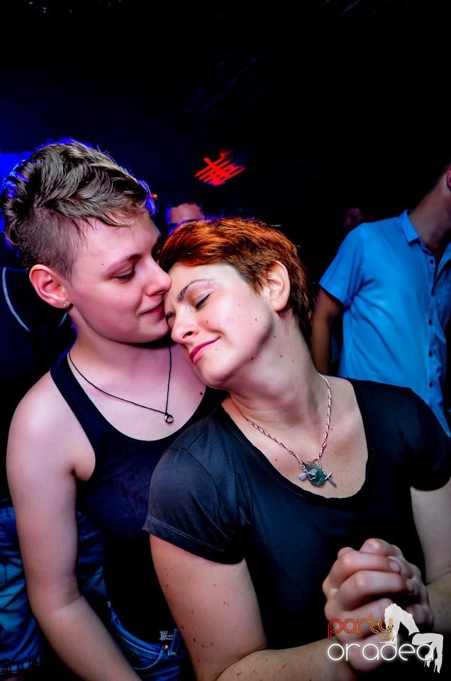 Lakodalmas-mulatos party, 