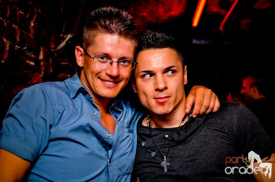 Lakodalmas-mulatos party, 