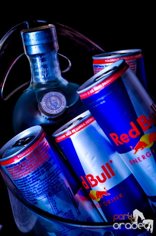 Lakodalmas-mulatos party, 