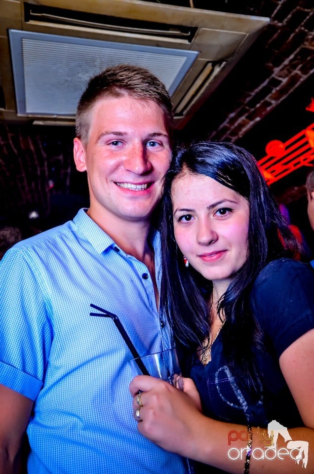 Lakodalmas-mulatos party, 