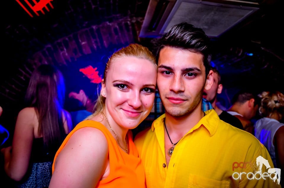 Lakodalmas-mulatos party, 