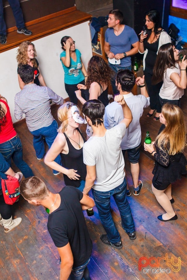 Last Student's Night of this Season, 