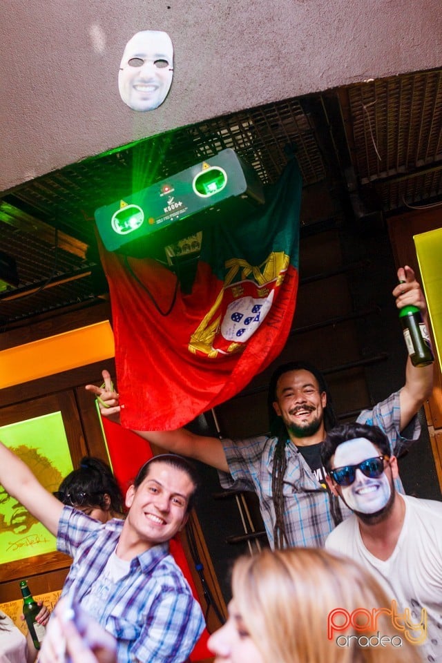 Last Student's Night of this Season, 