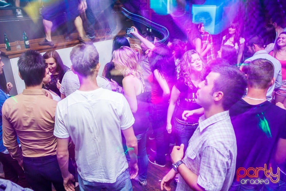 Last Student's Night of this Season, 