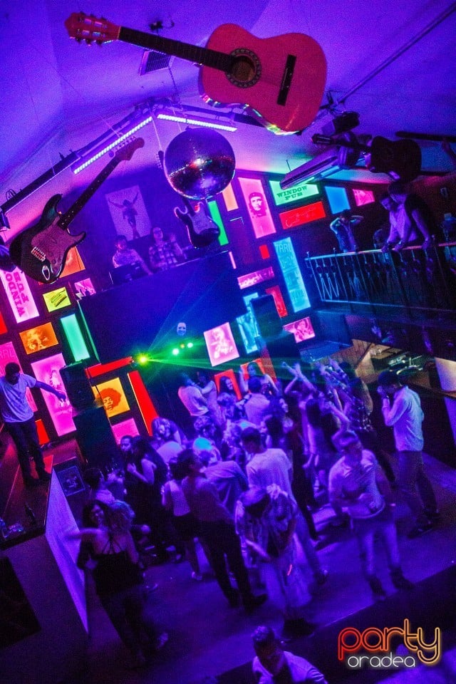 Last Student's Night of this Season, 