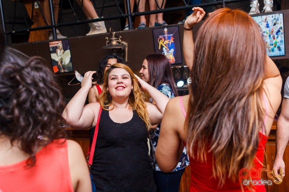 Last Student's Night of this Season, 