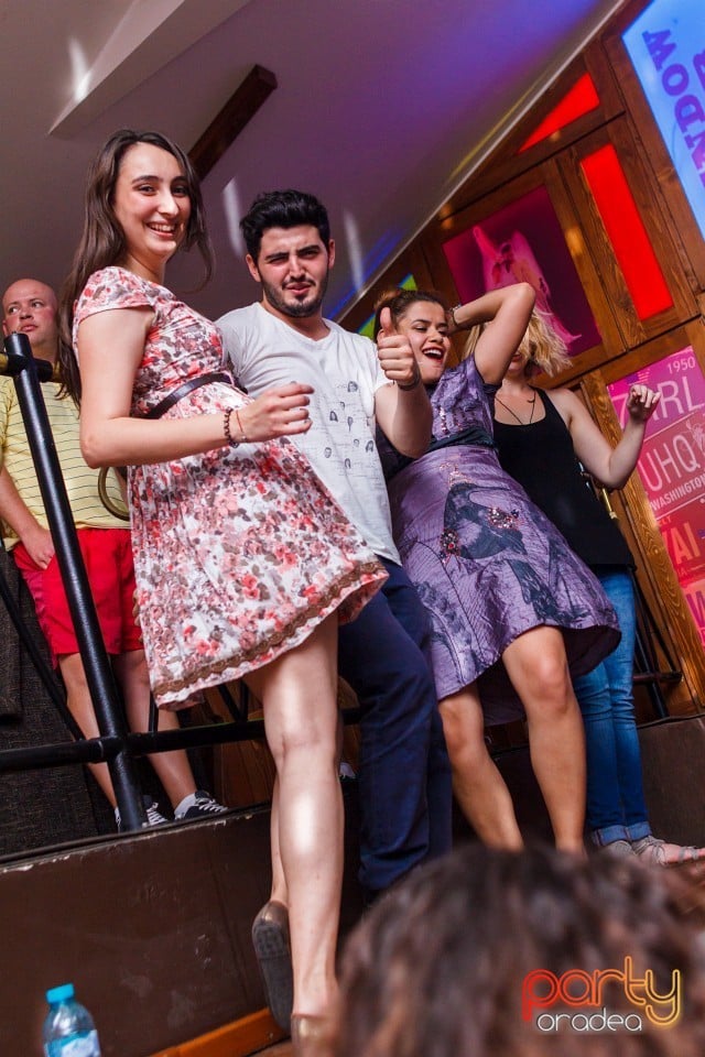 Last Student's Night of this Season, 