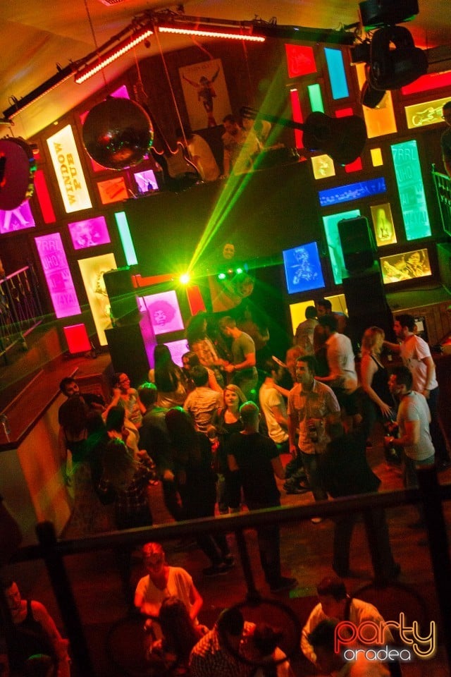 Last Student's Night of this Season, 