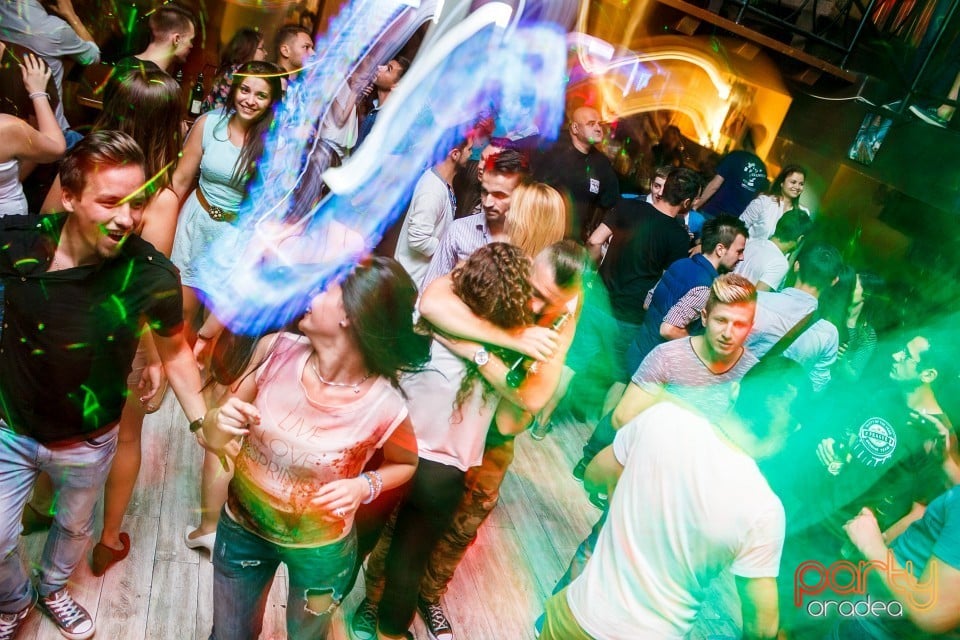 Last Student's Night of this Season, 