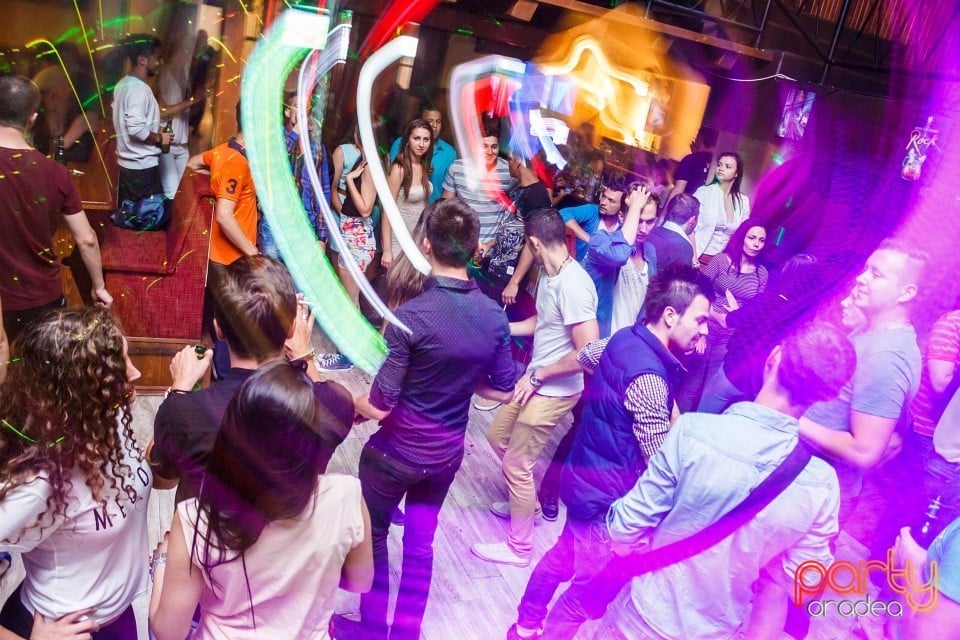 Last Student's Night of this Season, 