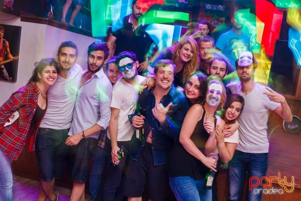 Last Student's Night of this Season, 