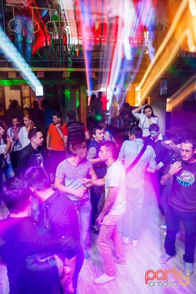 Last Student's Night of this Season, 