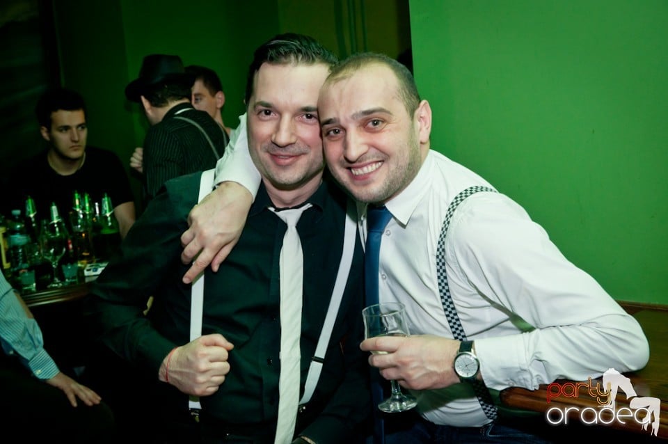 Late Prohibion Party, Green Pub
