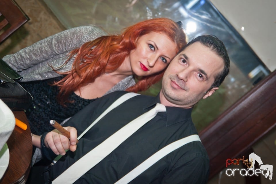 Late Prohibion Party, Green Pub