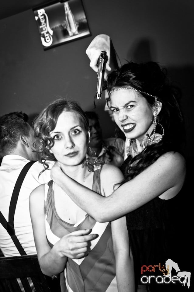 Late Prohibion Party, Green Pub