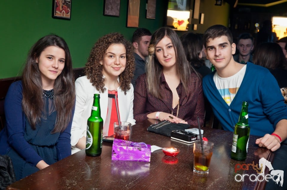 Late Prohibion Party, Green Pub