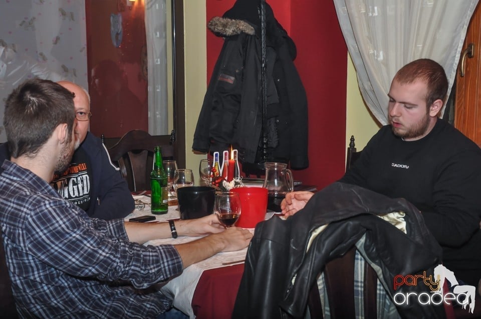 Let`s Talk About Blues, Cocoşelul Nebun