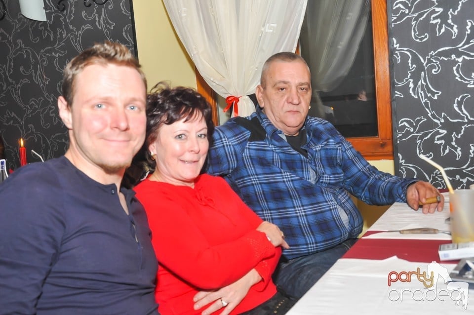 Let`s Talk About Blues, Cocoşelul Nebun